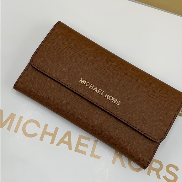 Michael Kors Jet Set Travel Lg Trifold Wallet - Picture 4 of 16